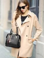 Women's Faux Leather Crocodile Pattern Handbag with Tassel - Image 3